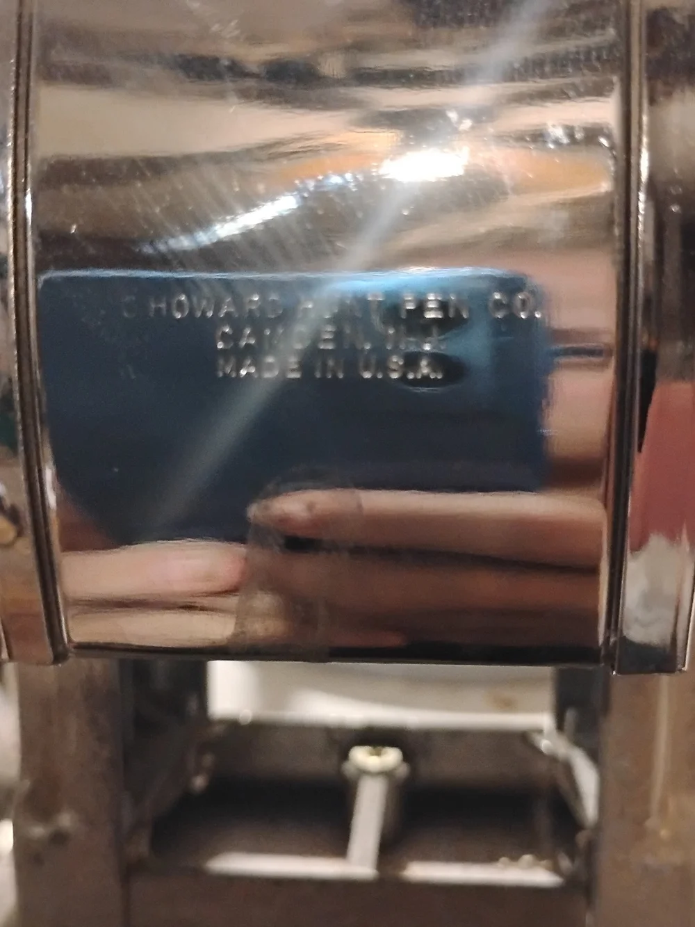 Silver Metal Pencil Sharpener for Home Office